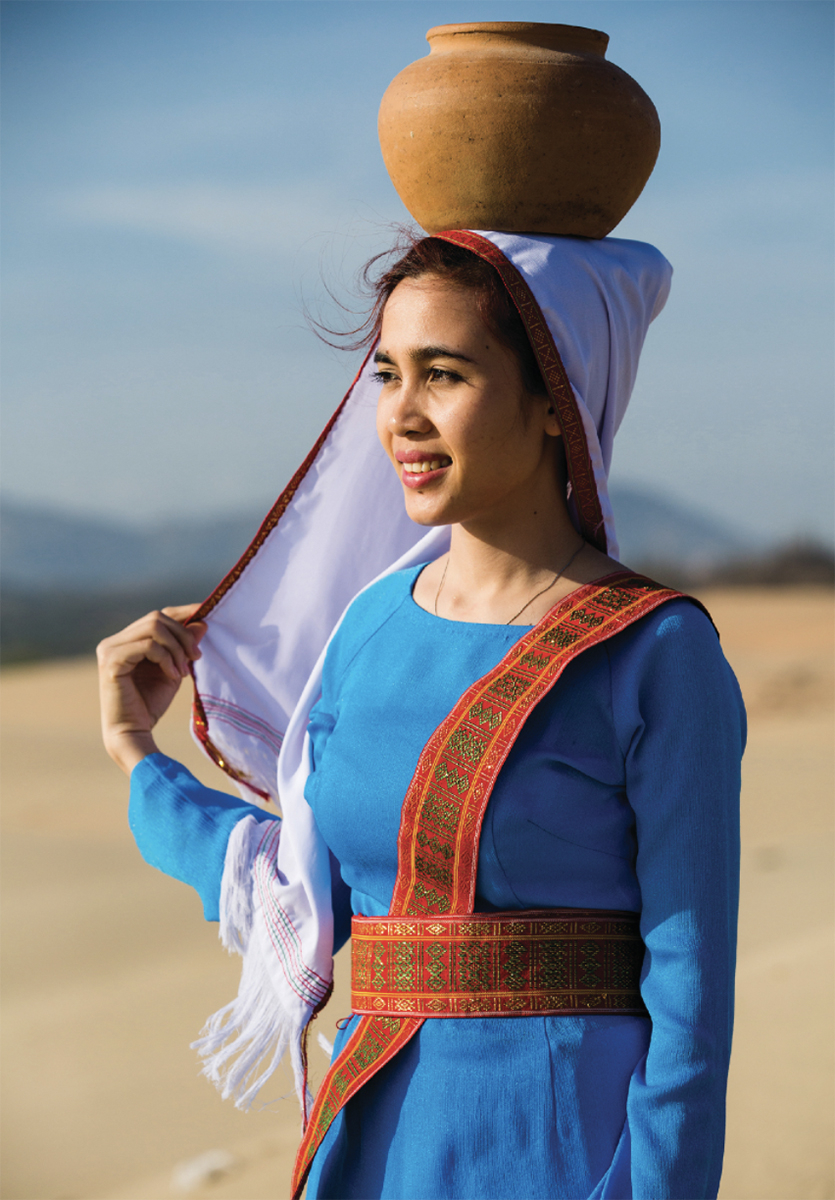 cham ethnic group vietnam