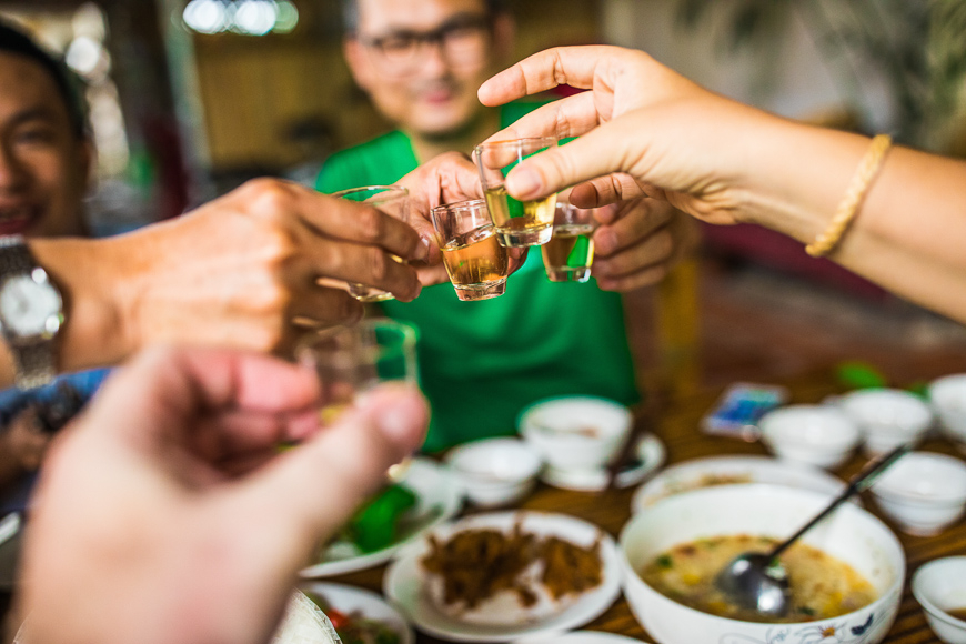 vietnamese table manners